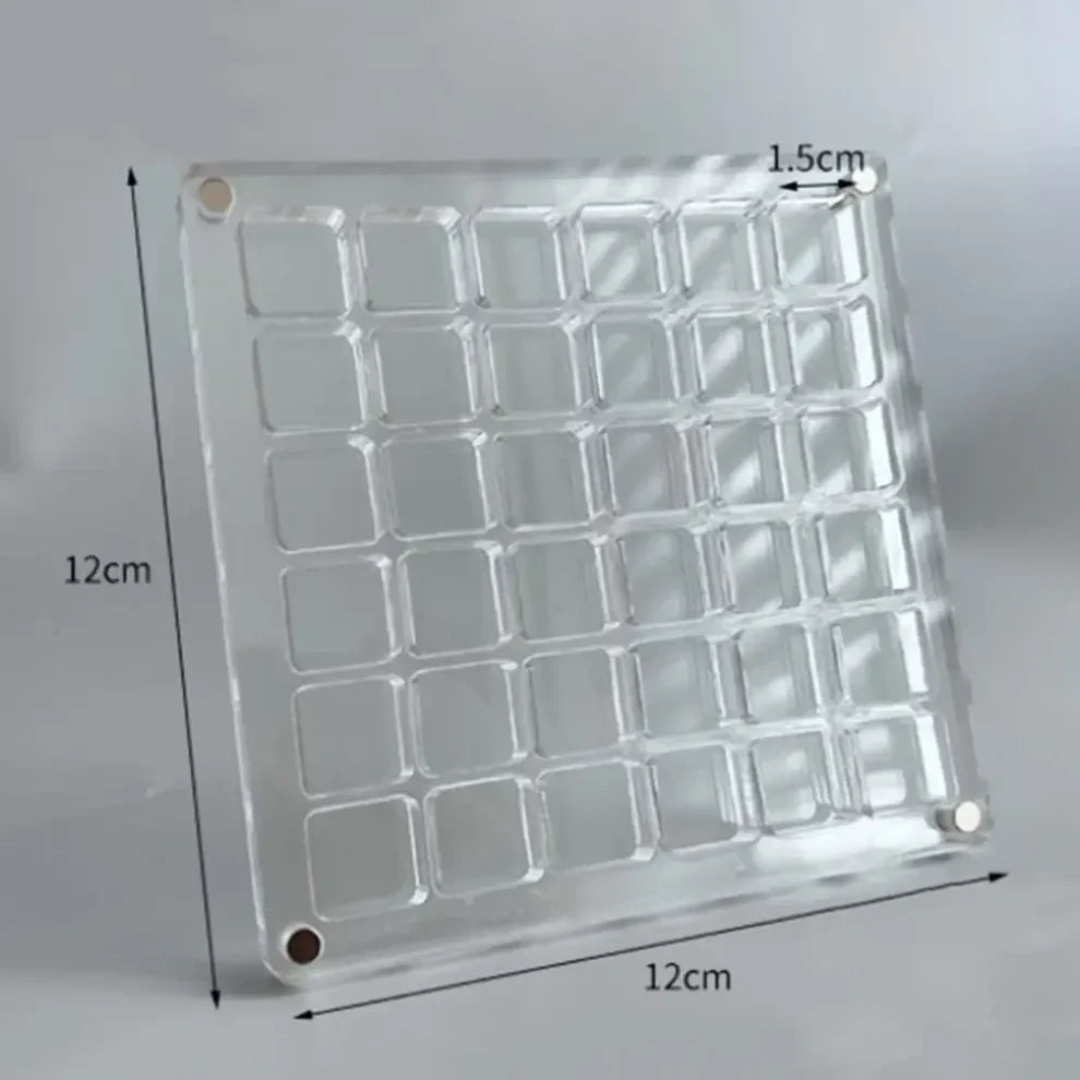 Pudełko ekspozycyjne z akrylową magnetyczną muszlą
